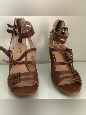 Seychelles Brown Multi-Strap Leather Wedge Sandals - Never Worn